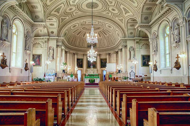 Nef de
l'église St-Antoine de Lavaltrie